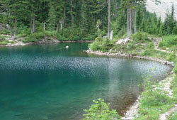  ũ (Melakwa Lake)