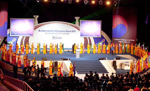 2011  αɿøȴȸ 