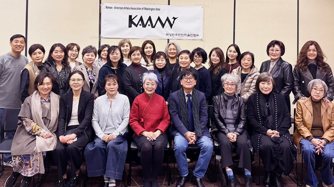 и ,  ι̼ȸ ȸ忡 ߴ