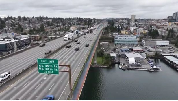 I-5 �� Ŀ�� ���� �������þ�Ʋ �ٿ�Ÿ�� ��ȥ�� ����